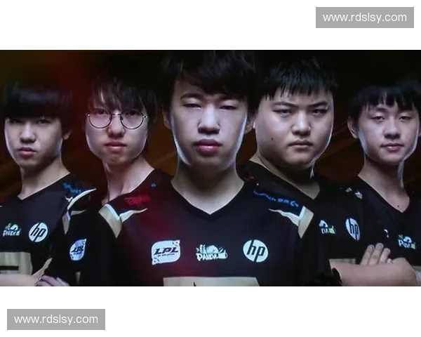 RNG S7赛程全面解析 从小组赛到总决赛精彩纷呈的每一场对决